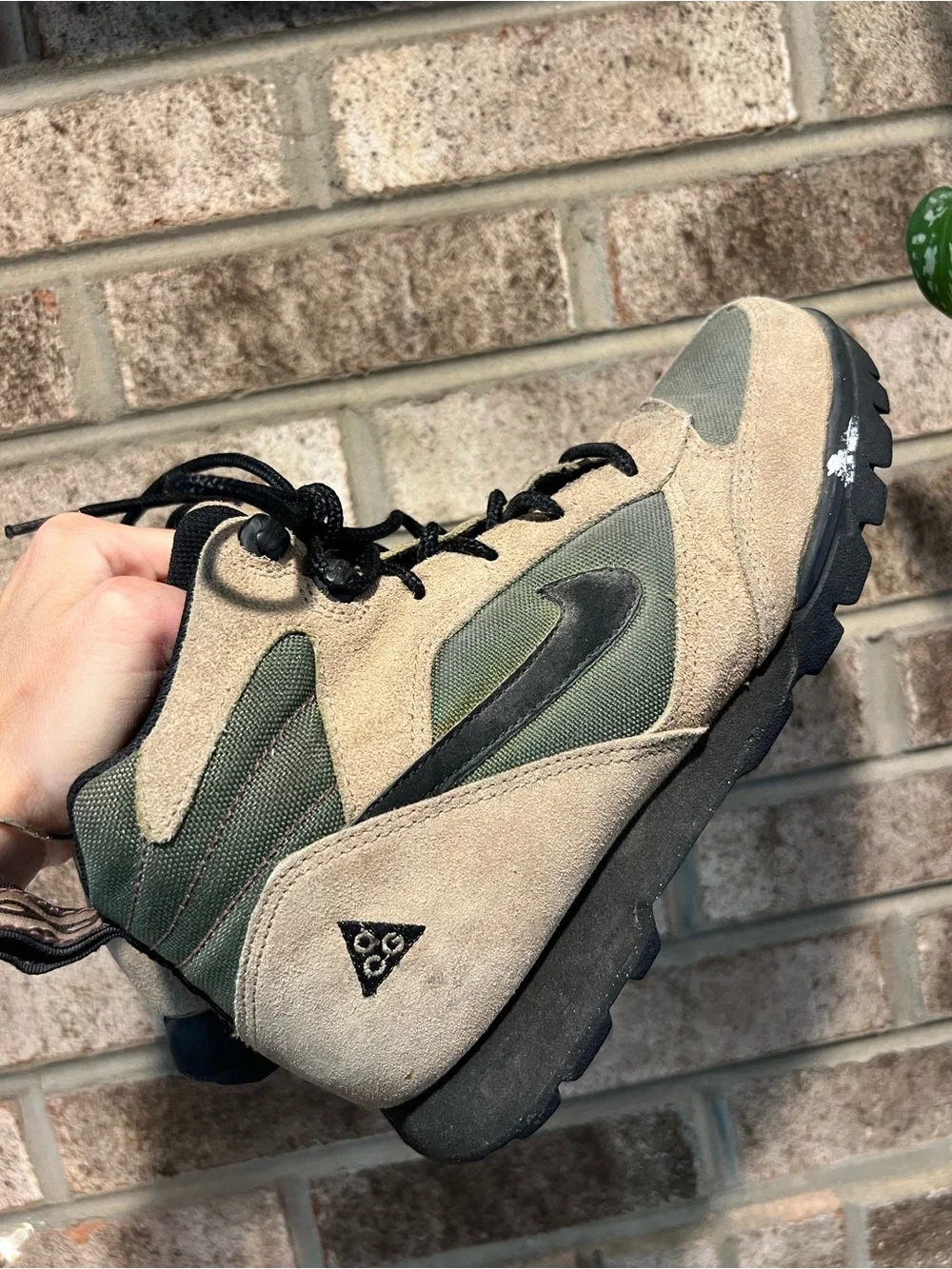Nike ACG Vintage Caldera Hiking Boots